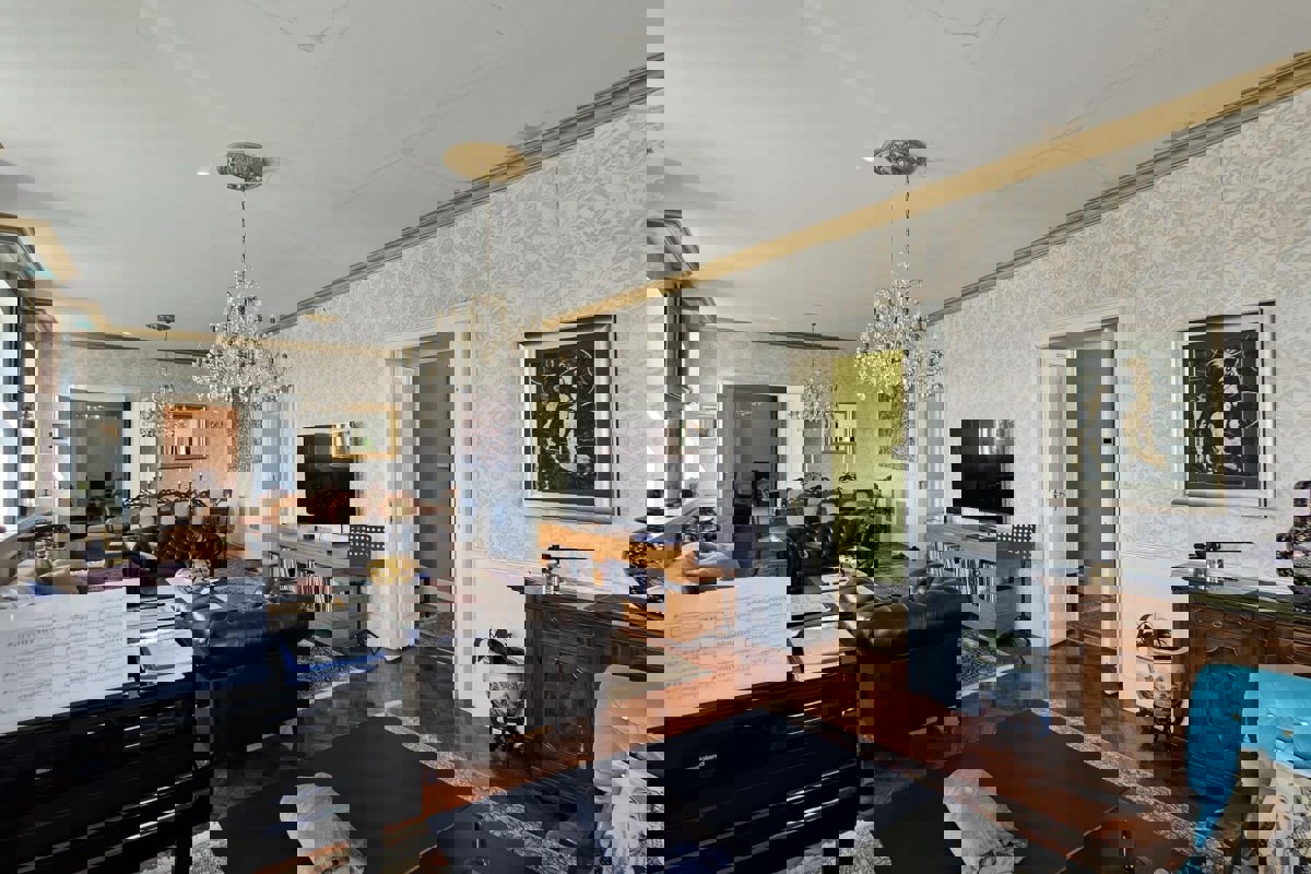 Lussuoso e spazioso appartamento in centro città con area benessere