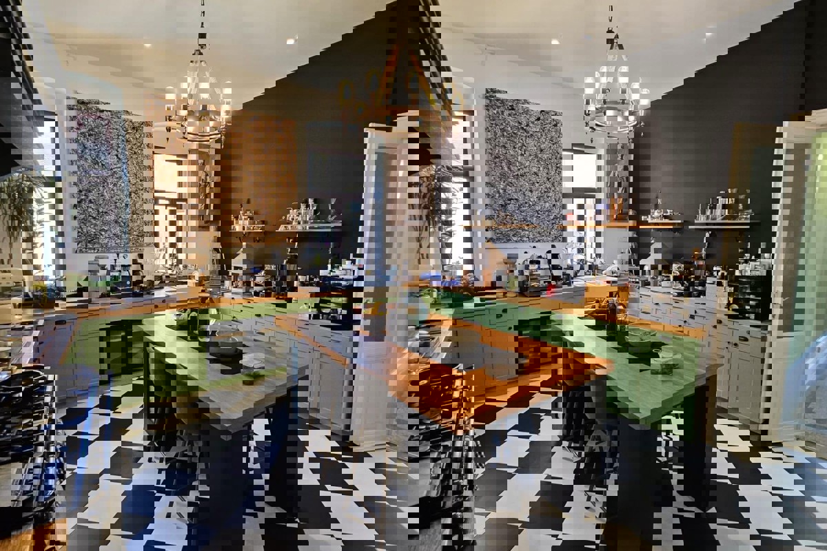 Lussuoso e spazioso appartamento in centro città con area benessere