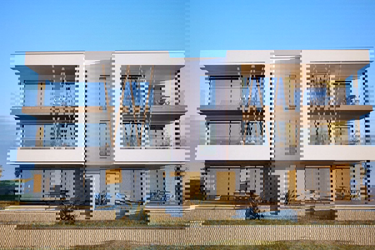 Appartamento di lusso in un nuovo edificio con piscina