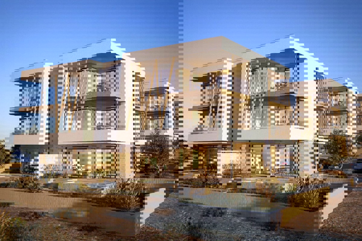 Appartamento di lusso in un nuovo edificio con piscina