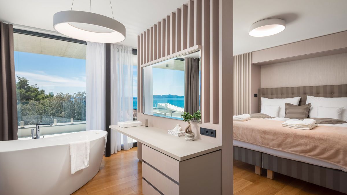 Bella villa con piscina vicino al mare