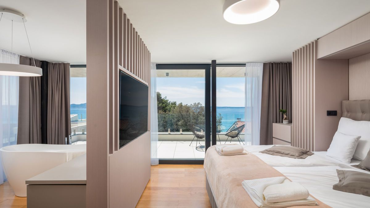 Bella villa con piscina vicino al mare