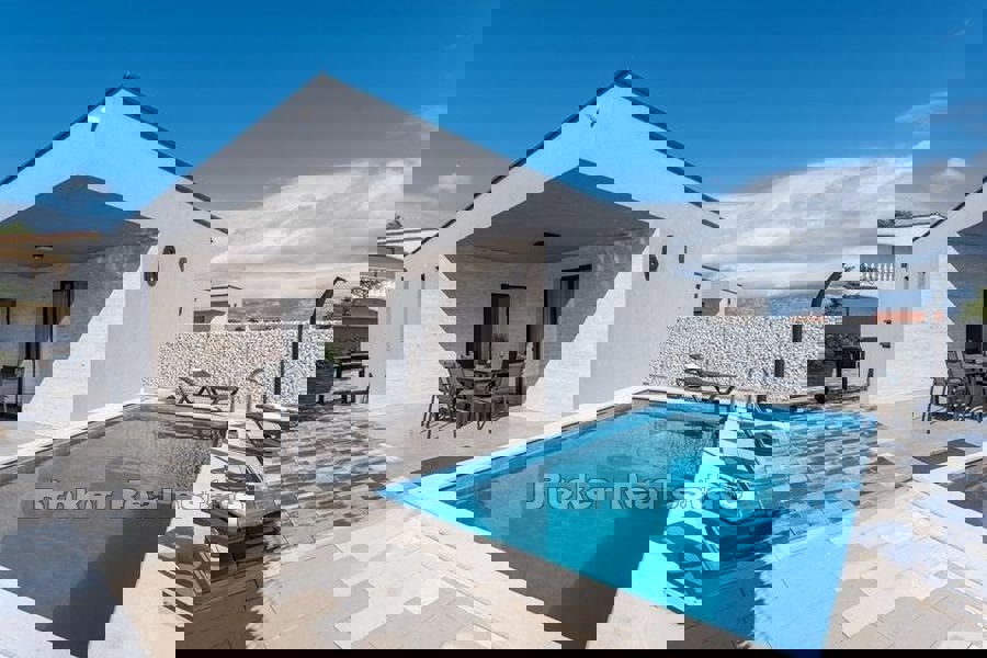 Attraente Resort con 9 ville con piscina