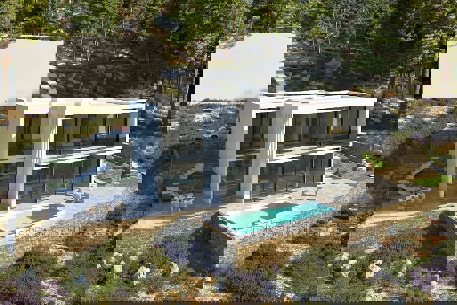 Terreno edificabile prima fila dal mare