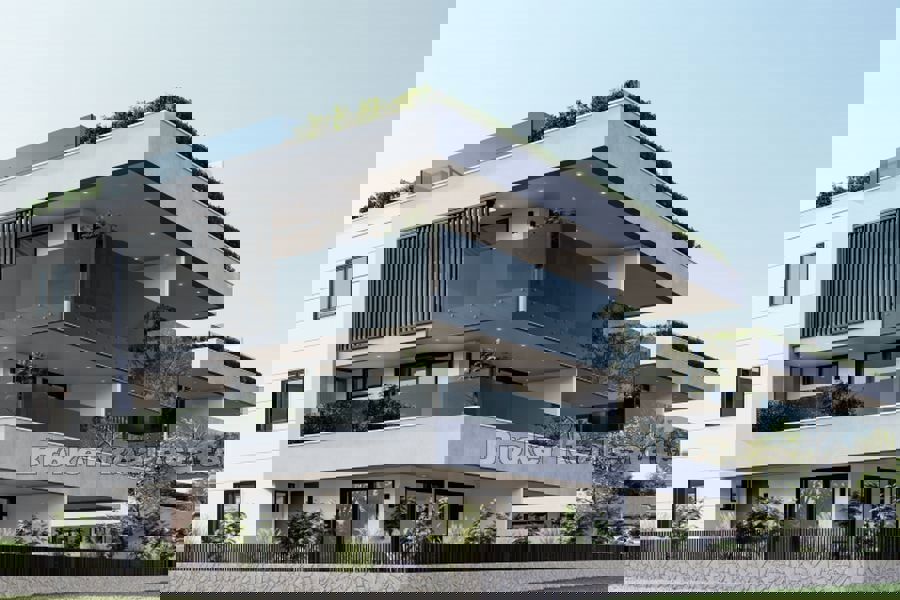 Appartamento di lusso con piscina