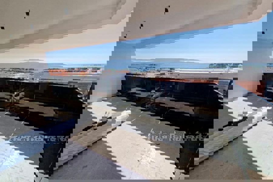 Appartamento di lusso con piscina