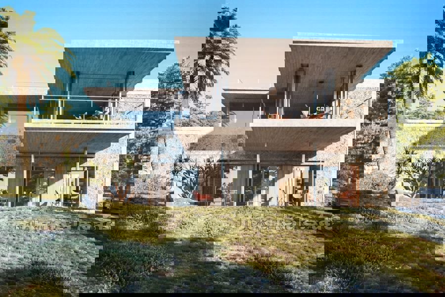 Elegante terreno edificabile con progetto