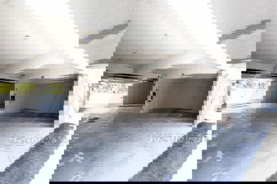 Appartamento con una camera da letto con piscina