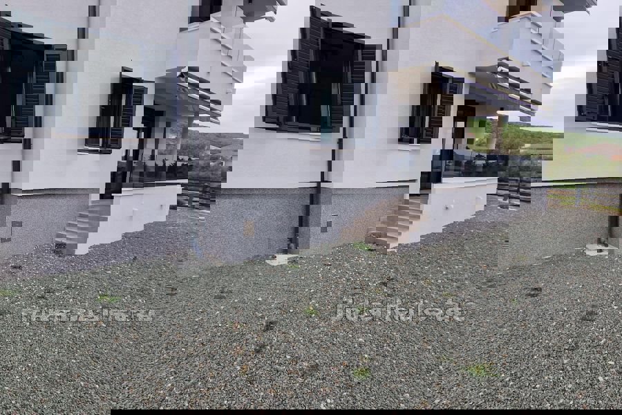 Moderno appartamento con due camere da letto con vista mare