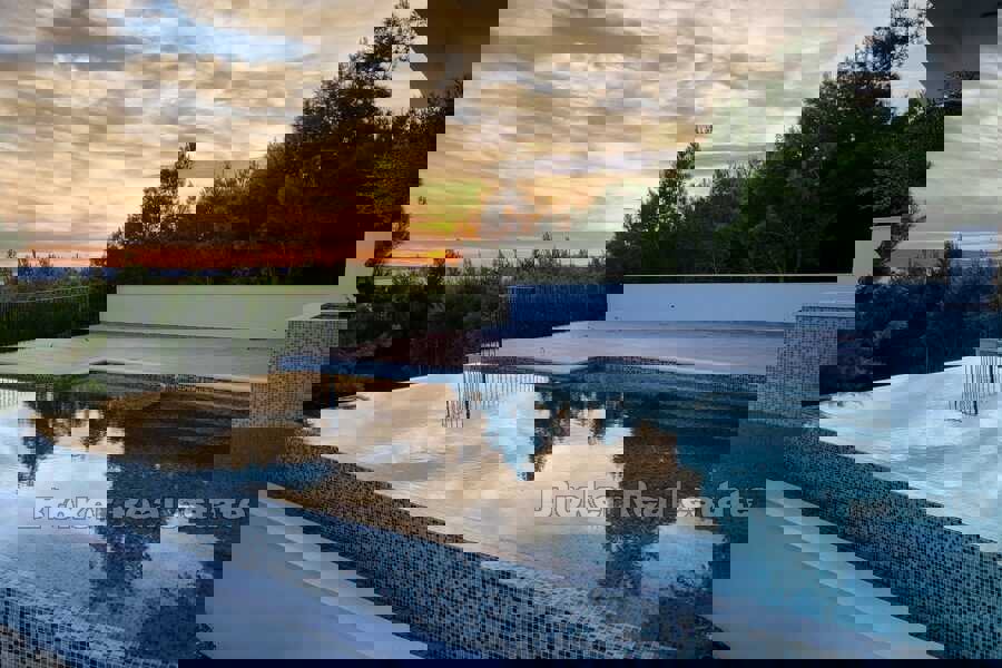 Villa di lusso con vista mare