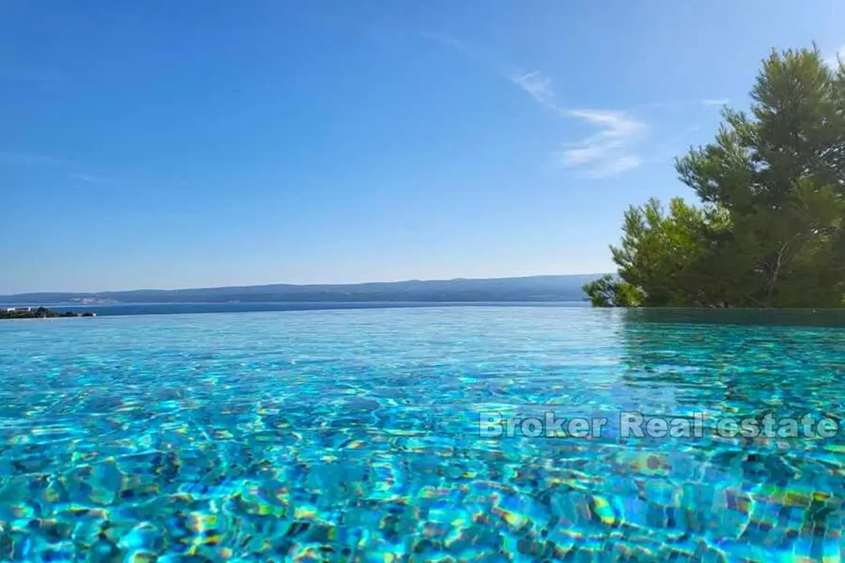 Villa di lusso con vista mare