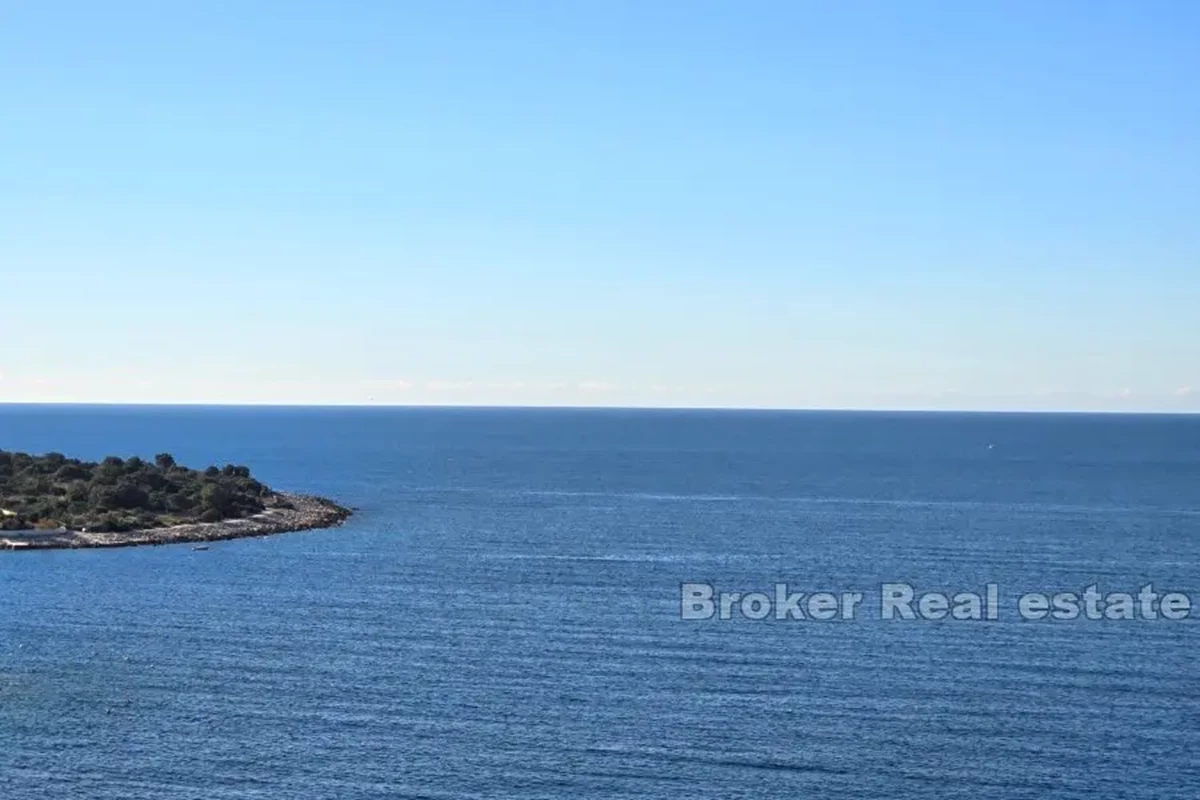 Casa indipendente con vista mare