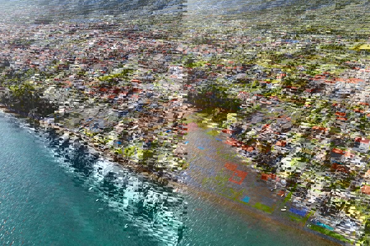 Terreno edificabile con progetto di villa