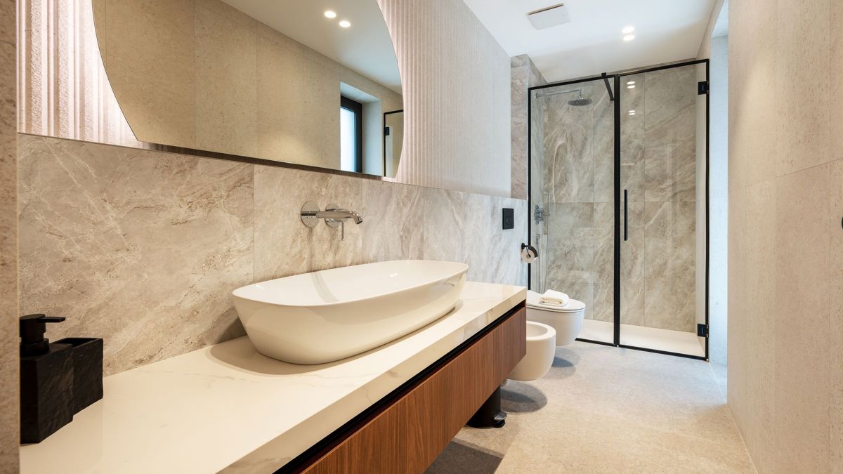 Villa di lusso con una bellissima vista e vicino al mare