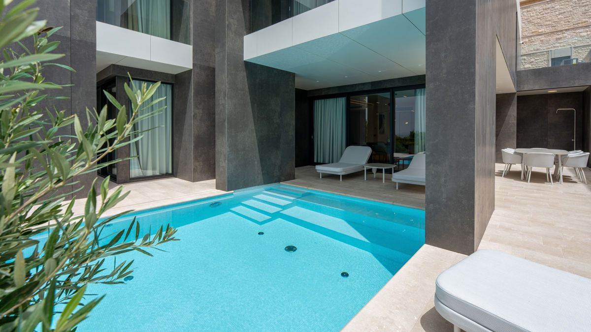 Villa di lusso con una bellissima vista e vicino al mare