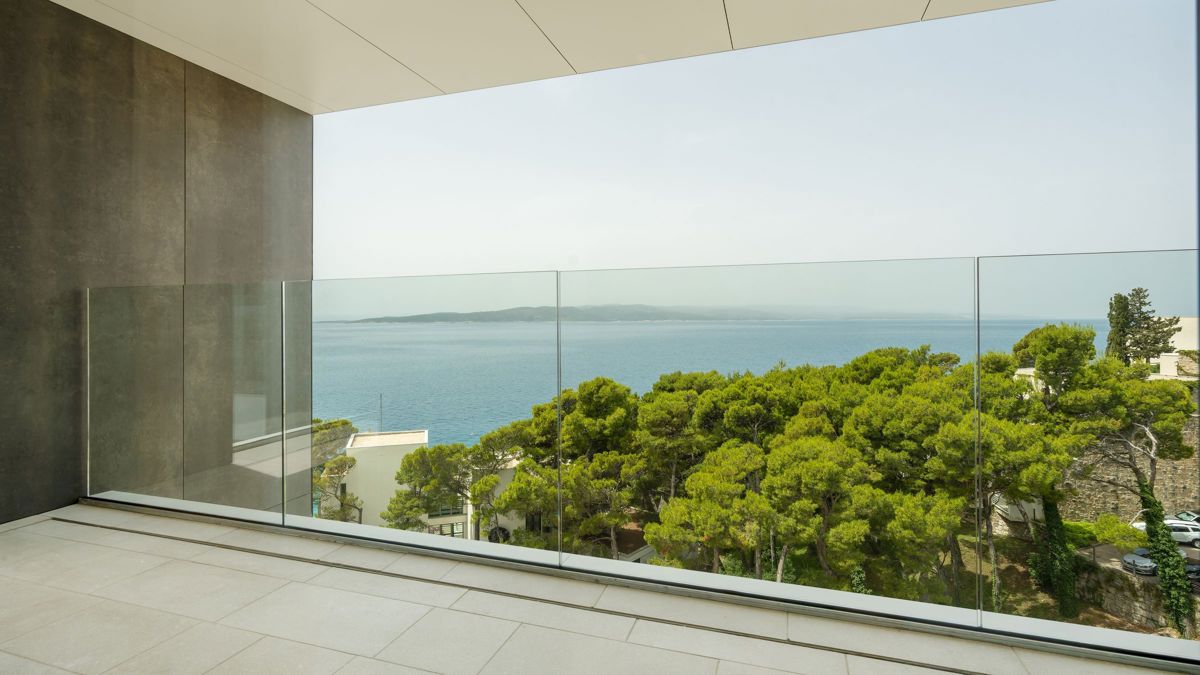 Villa di lusso con una bellissima vista e vicino al mare