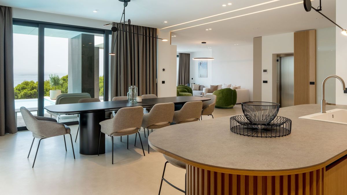 Villa di lusso con una bellissima vista e vicino al mare