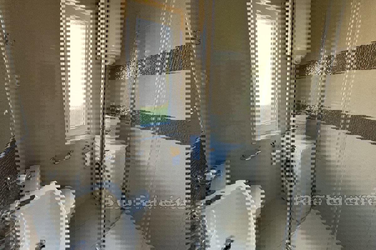 Casa bifamiliare vicino al mare