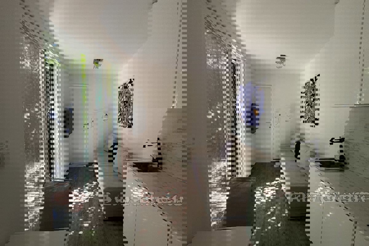 Casa bifamiliare vicino al mare