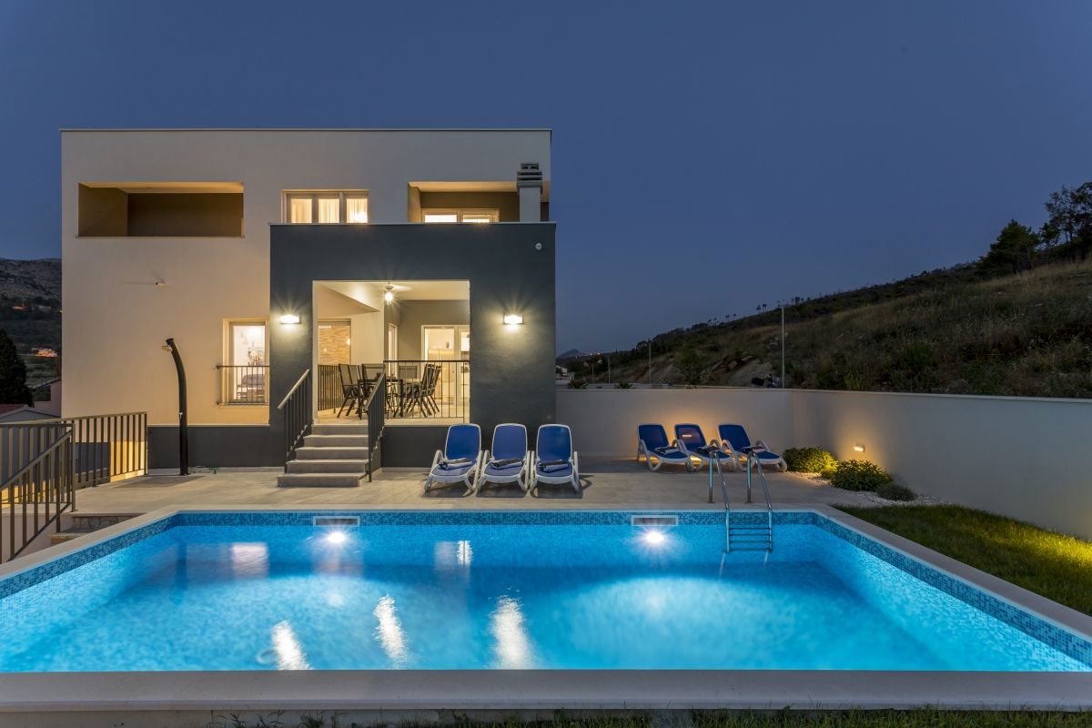 Villa di lusso con piscina