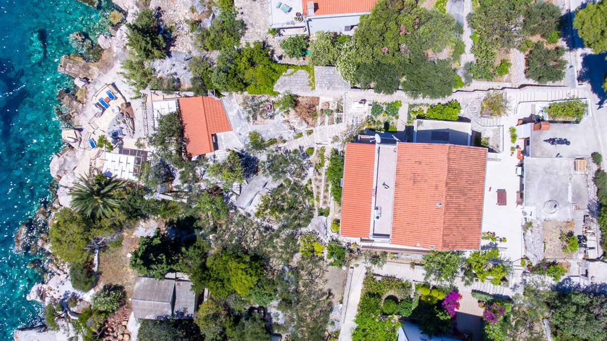 Incantevole casa in riva al mare