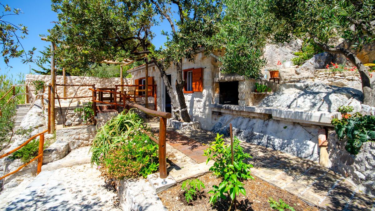 Incantevole casa in riva al mare