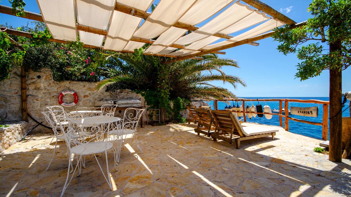 Incantevole casa in riva al mare