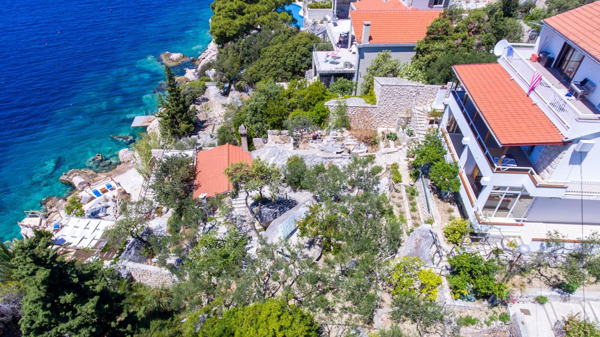 Incantevole casa in riva al mare