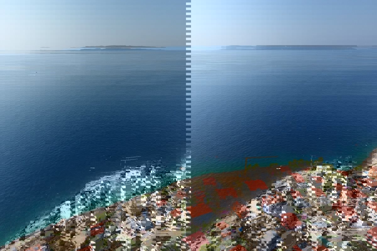 Interessante terreno edificabile prima fila al mare