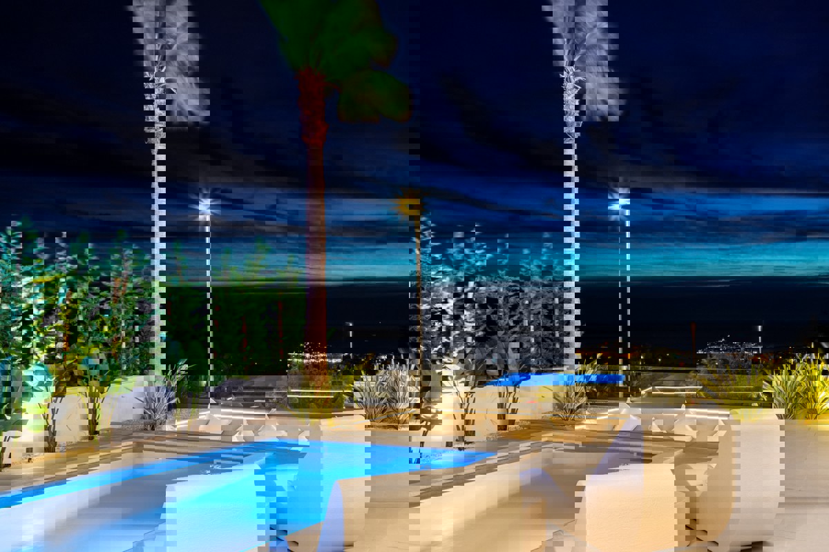 Una villa lussuosa ed eccezionalmente moderna