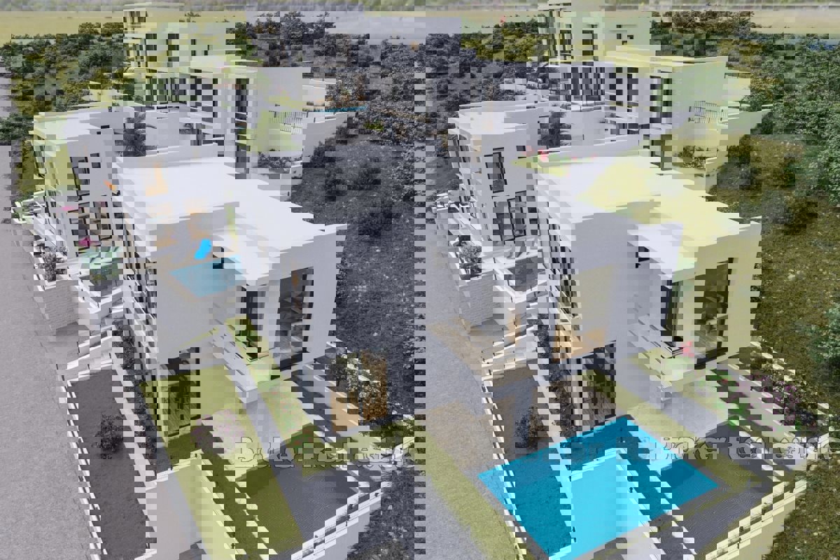 Villa con piscina vicino al mare