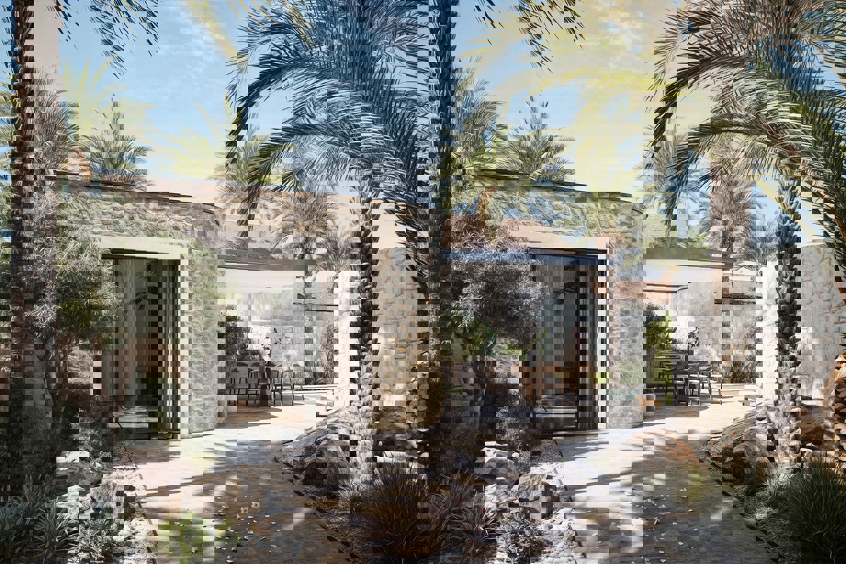 Casa in pietra in un'ottima posizione