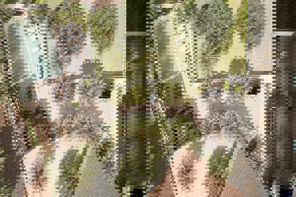 Casa in pietra in un'ottima posizione