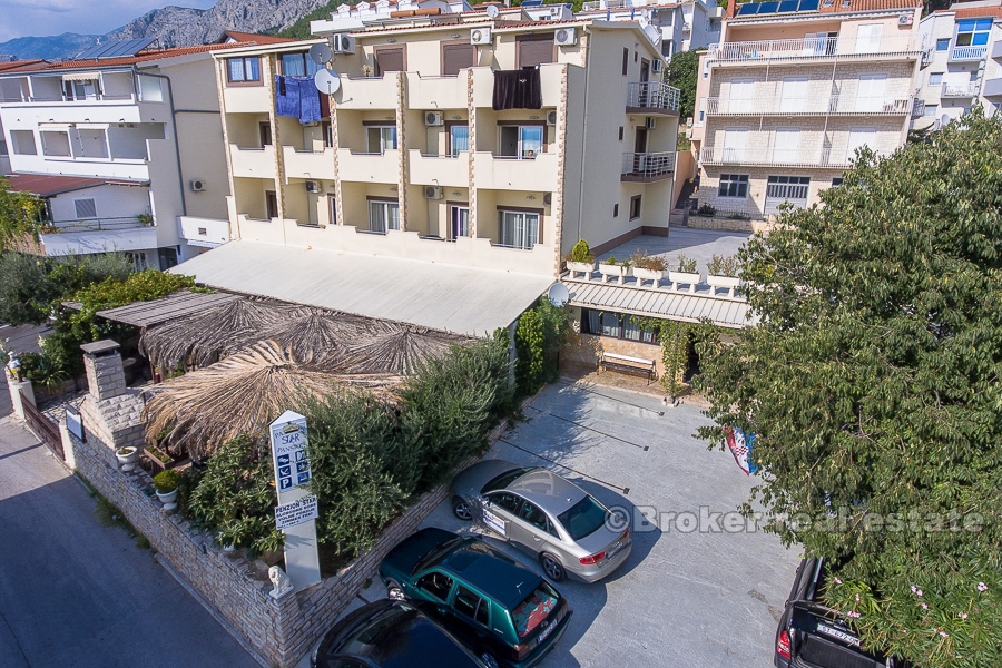 Pensione ristorante con vista mare, in vendita