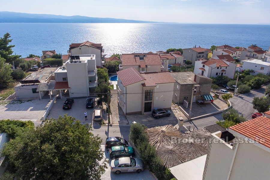 Pensione ristorante con vista mare, in vendita