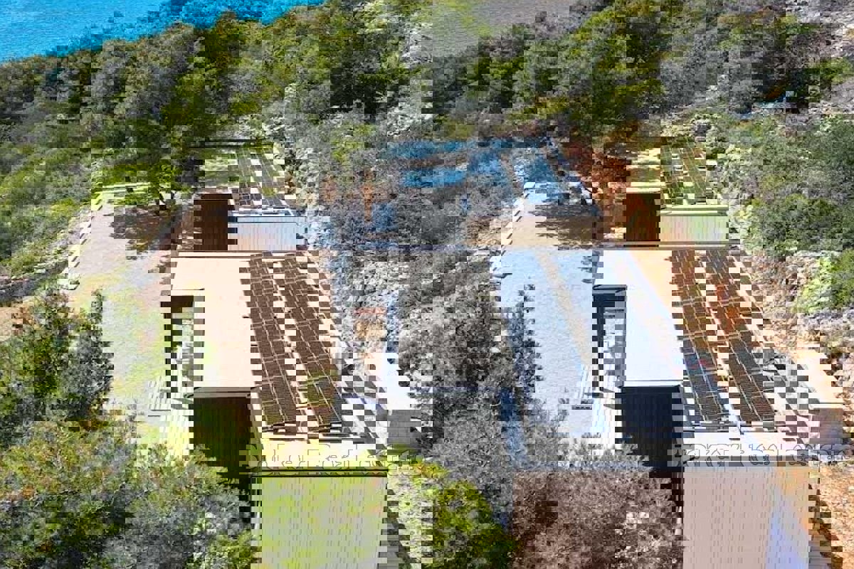 Proprietà di investimento con vista mare