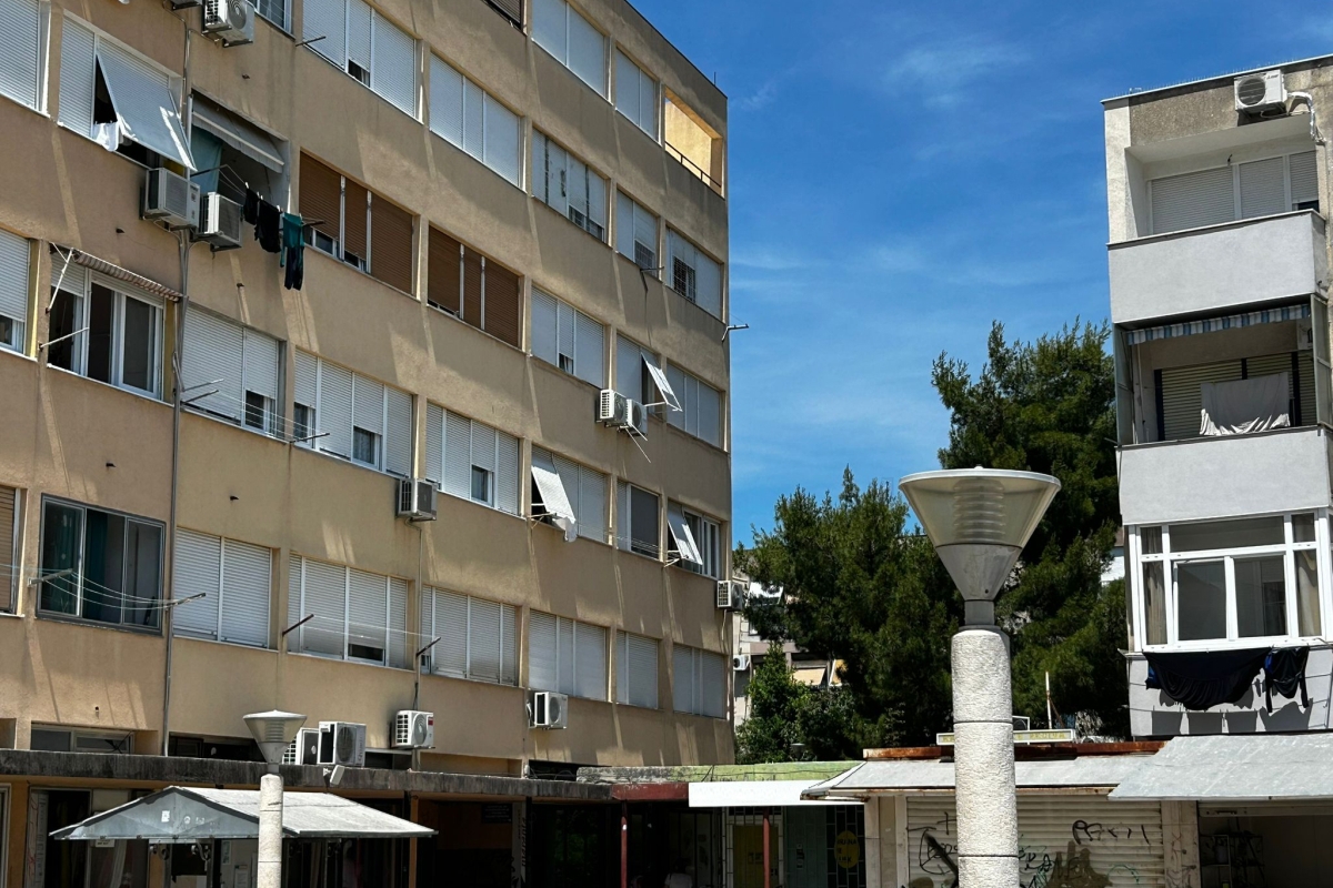 Appartamento con due camere da letto e balcone