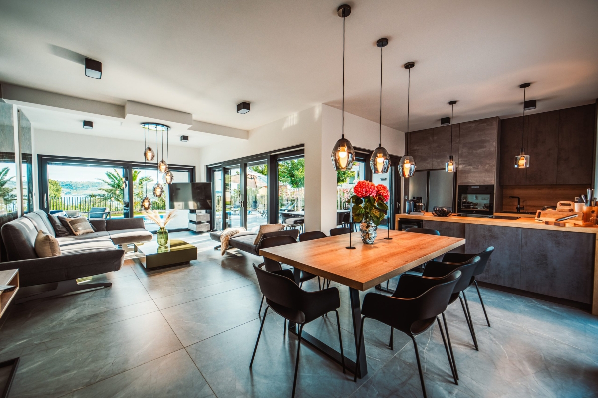 Villa unica con piscina e vista aperta