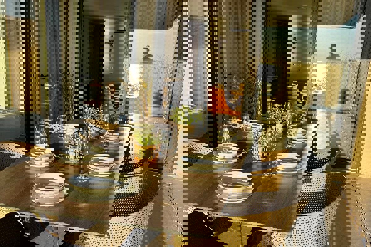 Appartamento prima fila al mare con piscina