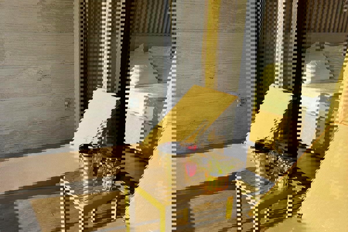 Appartamento prima fila al mare con piscina