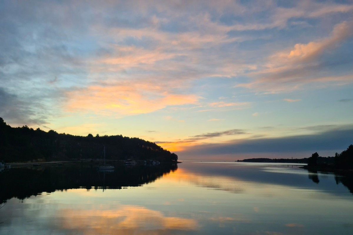 Moderno appartamento con piscina vicino al mare