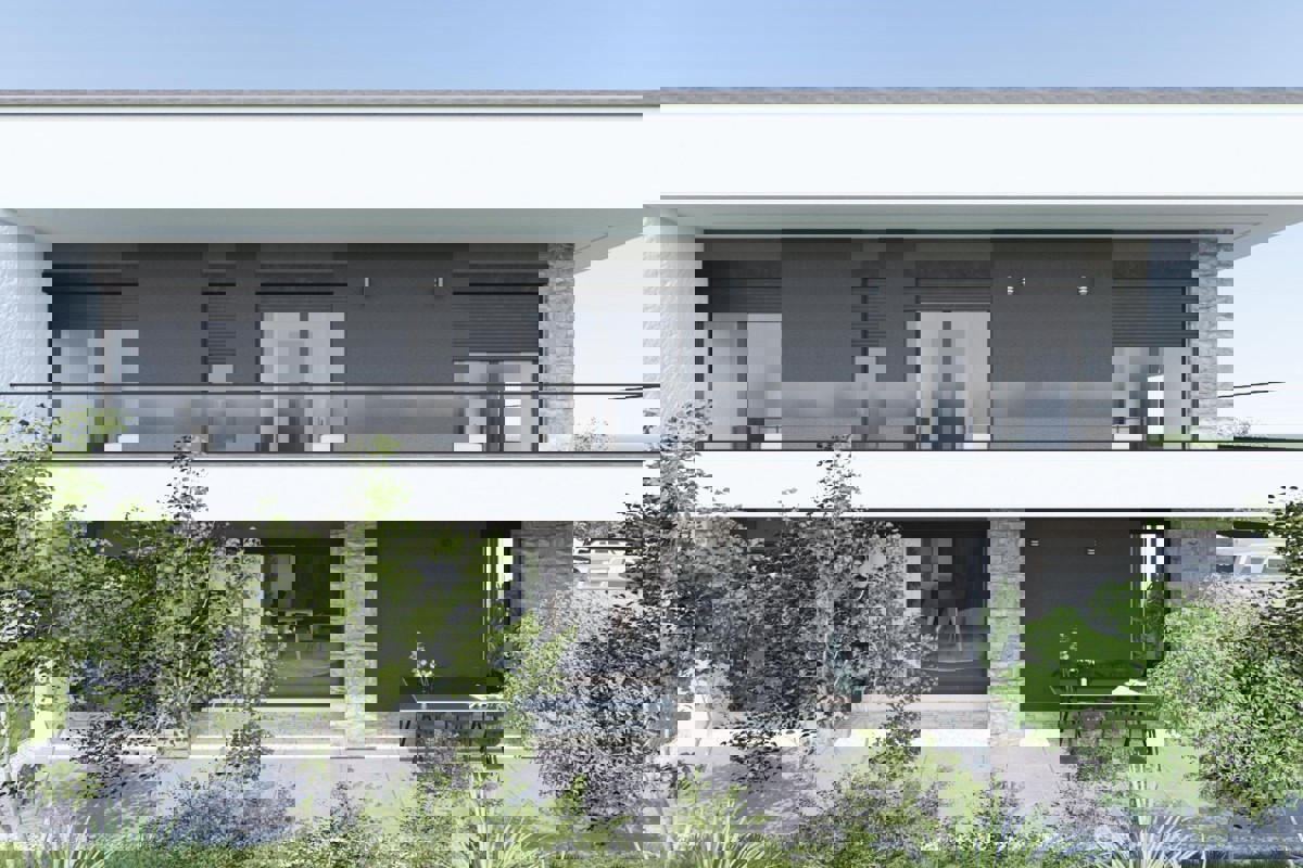 Villa moderna con vista mare e ampia terrazza