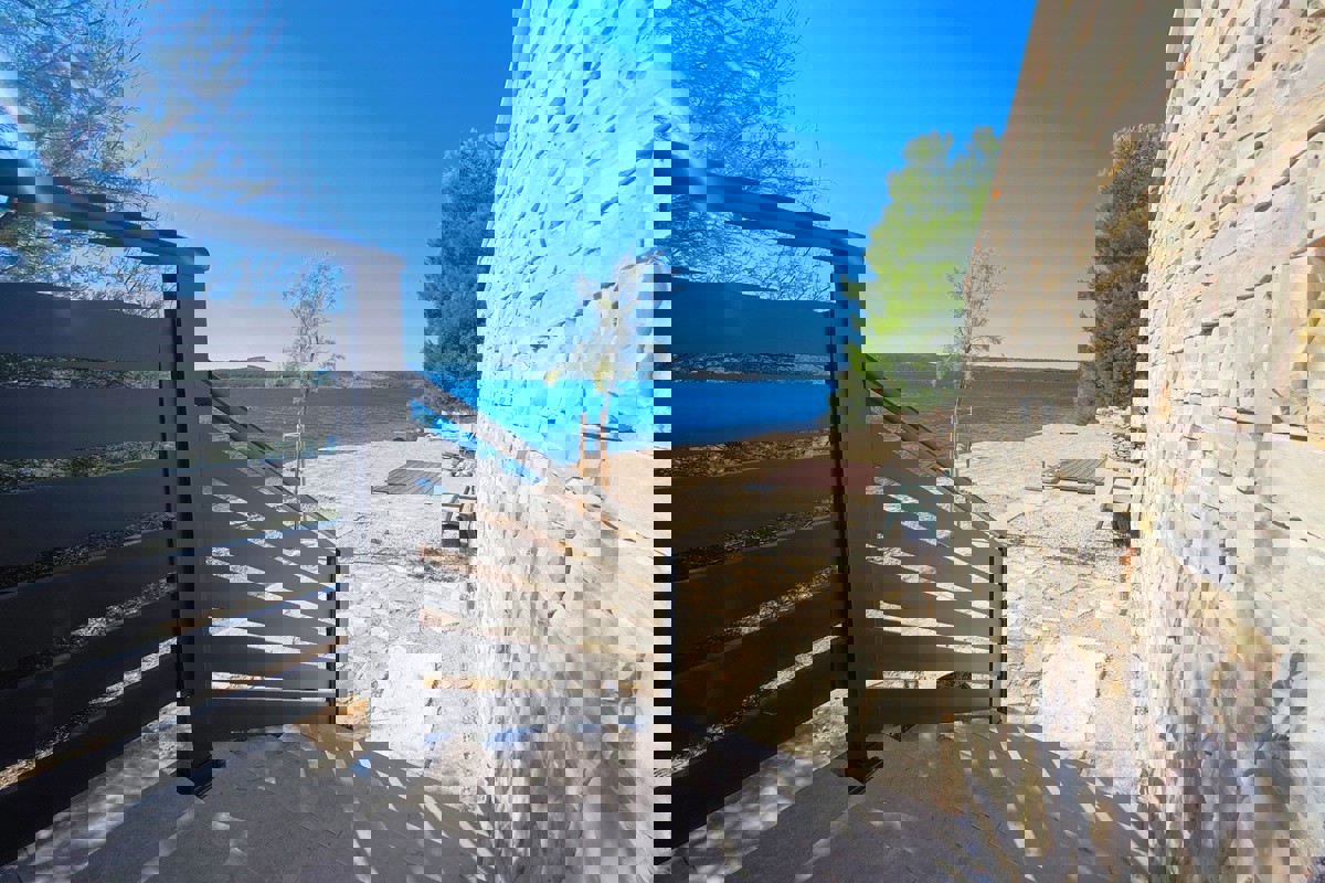 Villa in prima fila al mare