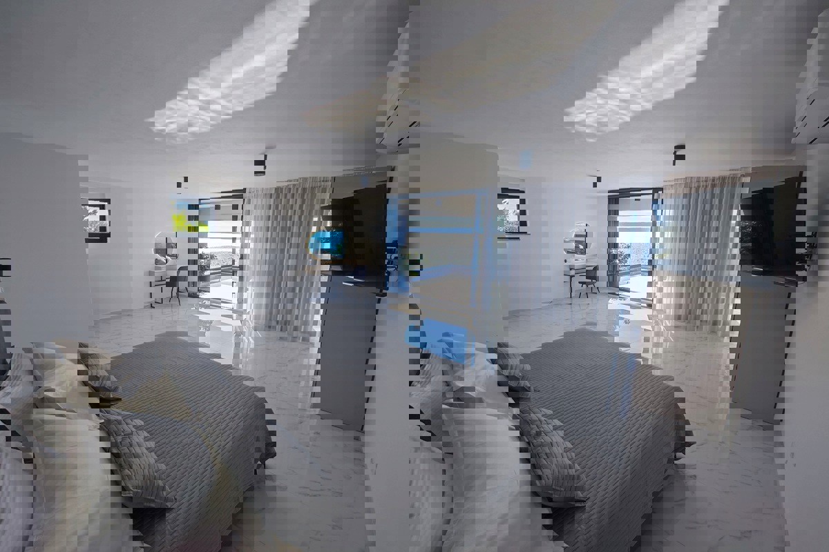 Villa in prima fila al mare