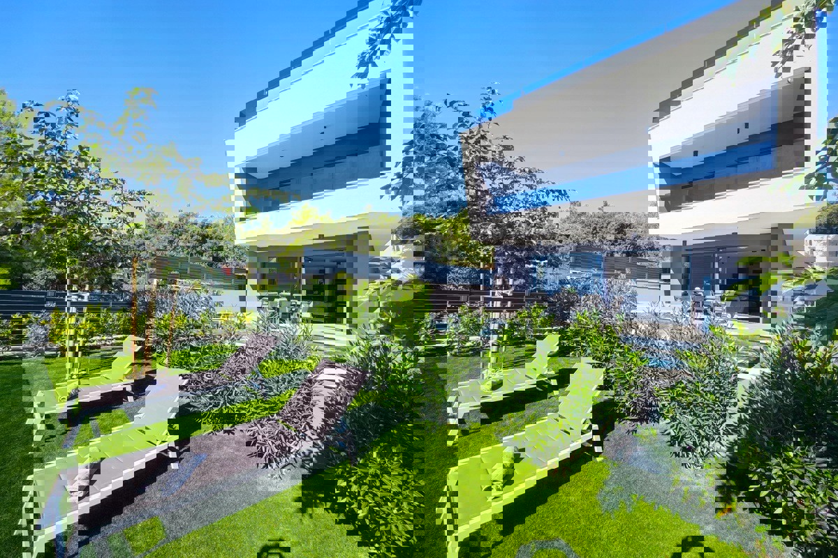 Villa in prima fila al mare