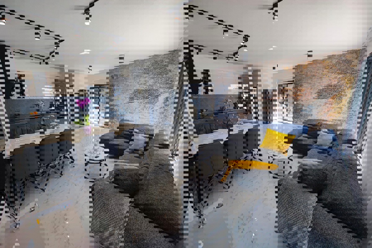 Villa in prima fila al mare