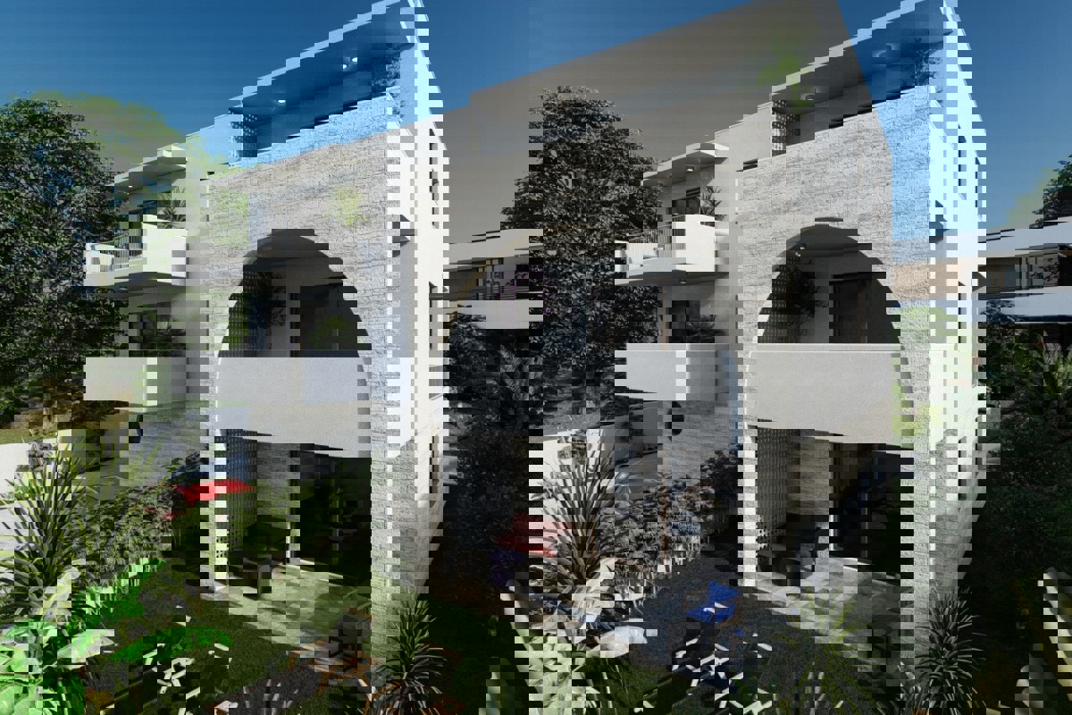 Appartamento in un nuovo edificio a Ciovo con vista mare