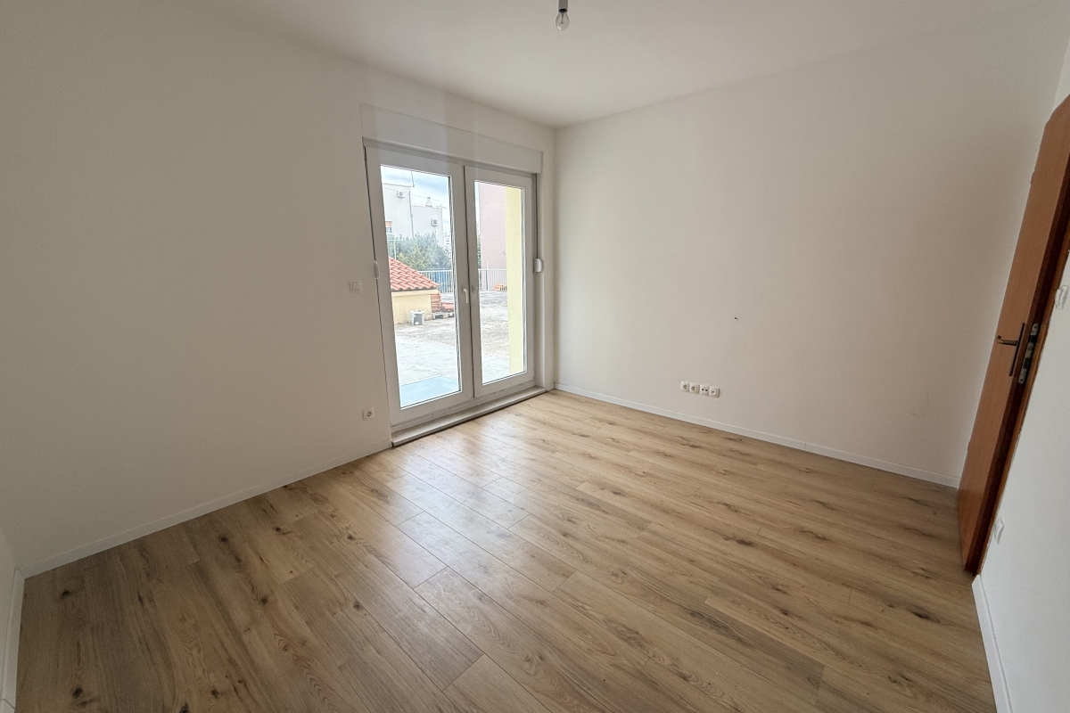 Appartamento ristrutturato con ampia terrazza privata