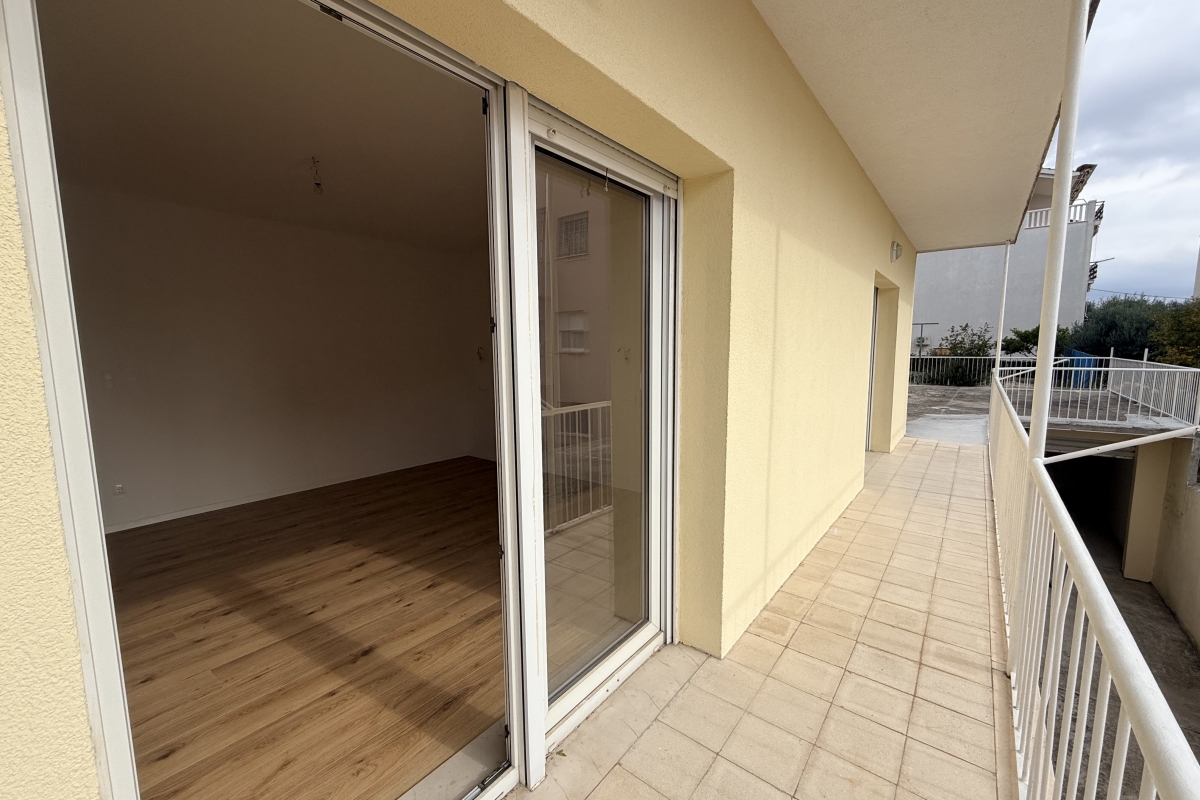 Appartamento ristrutturato con ampia terrazza privata