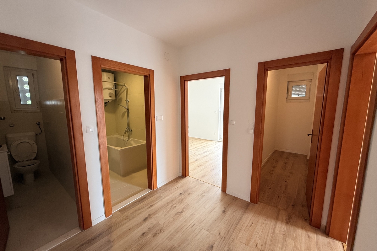 Appartamento ristrutturato con ampia terrazza privata